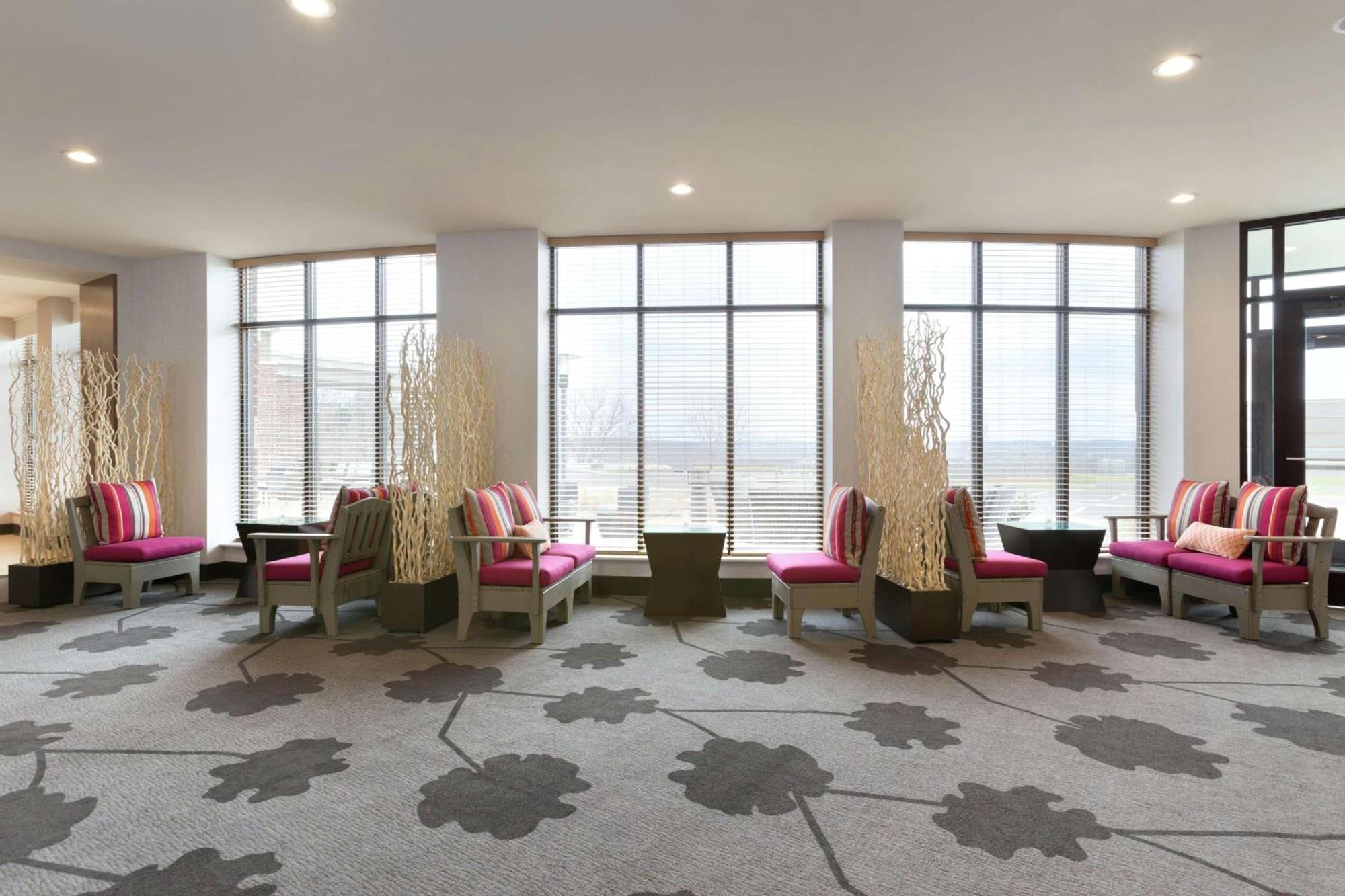 Hilton Garden Pittsburgh Airport South-robinson Mall Hotel